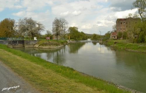 Canal de vouziers 4